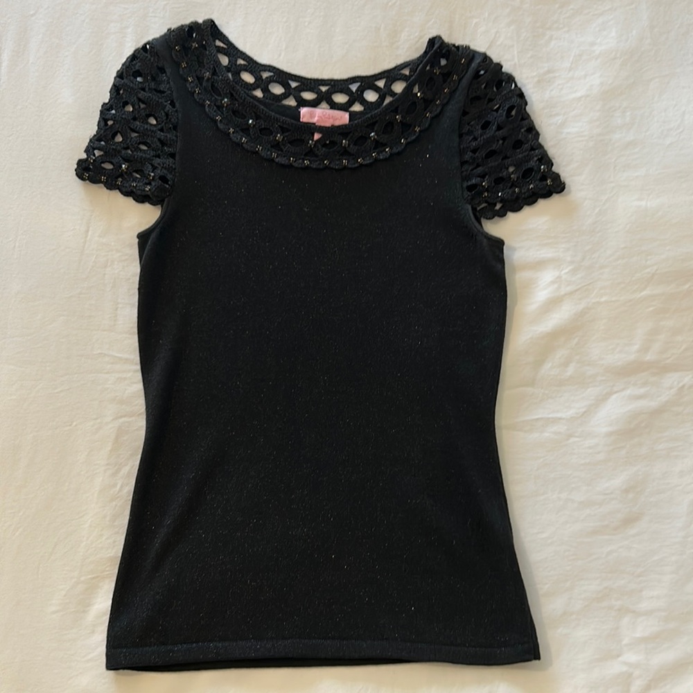 Like new Lily Pulitzer short sleeve sweater small